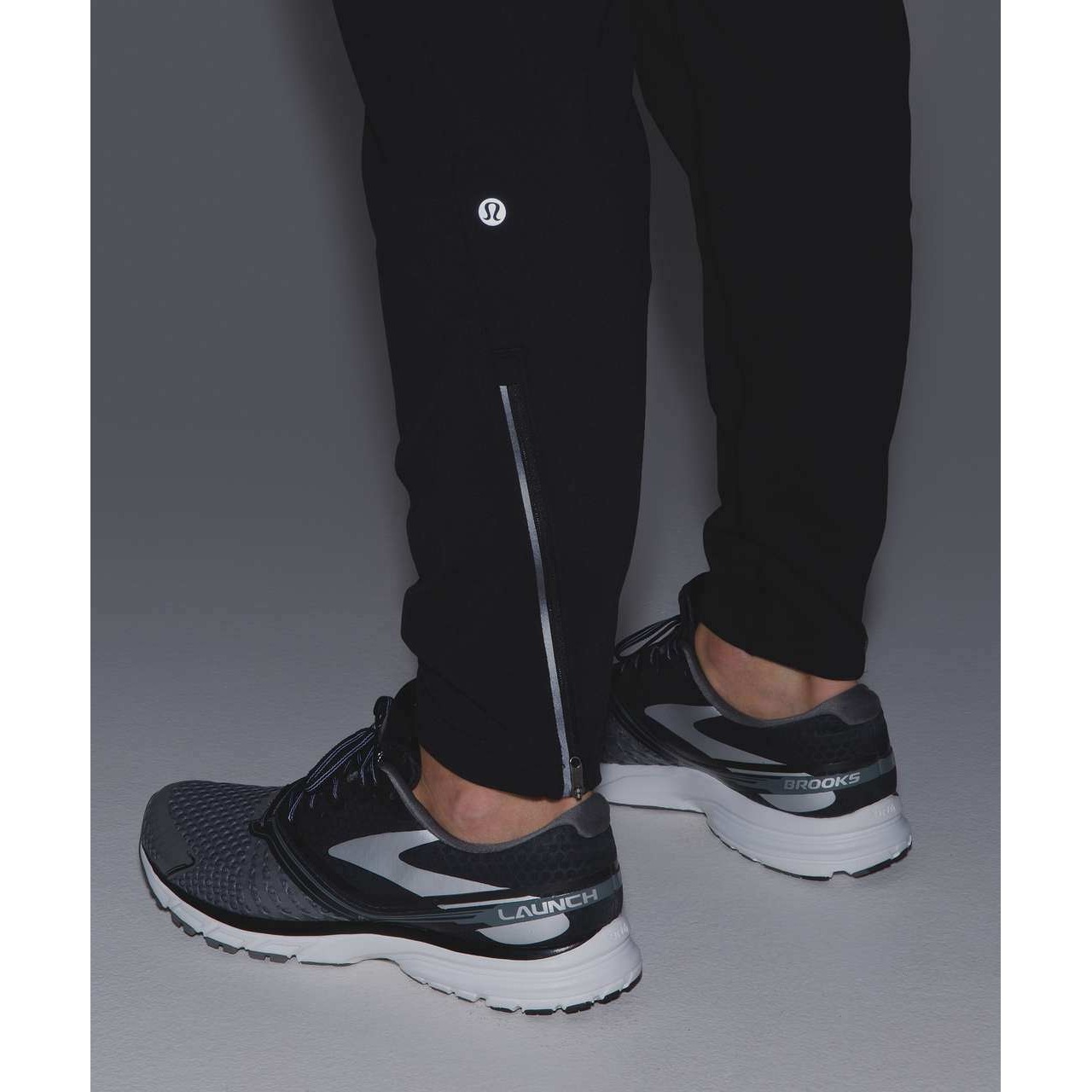 Lululemon || Surge Jogger Black Reflective Zip || Size: M ||